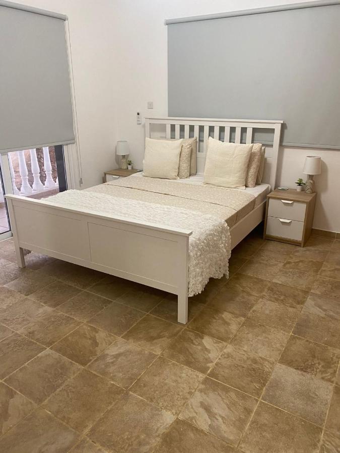 Villa Suncity Boutique Beachfront أيا نابا المظهر الخارجي الصورة