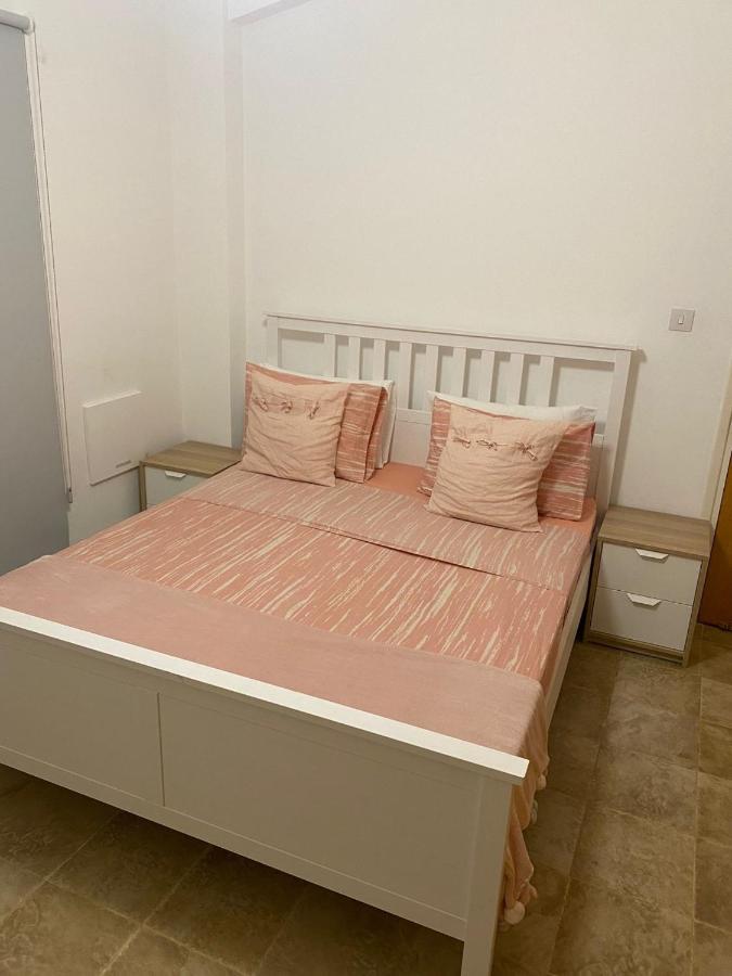 Villa Suncity Boutique Beachfront أيا نابا المظهر الخارجي الصورة