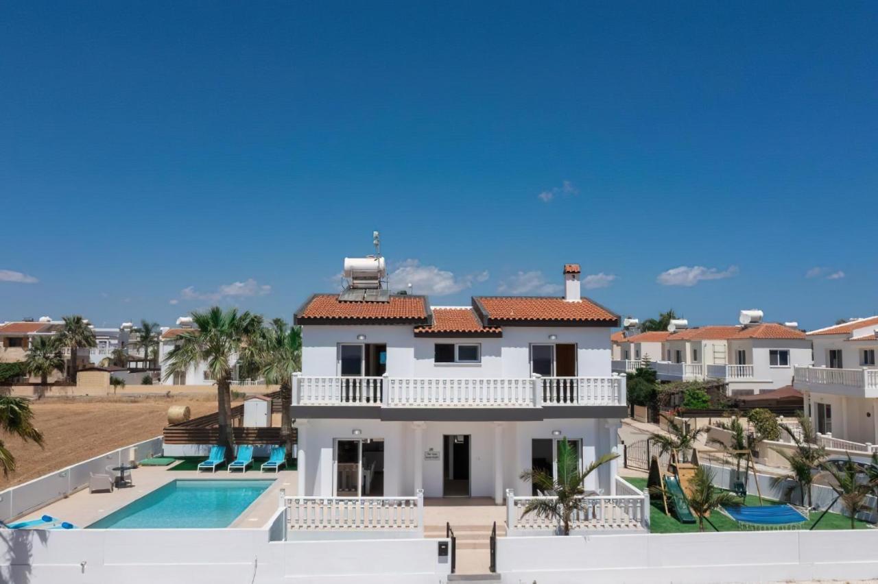 Villa Suncity Boutique Beachfront أيا نابا المظهر الخارجي الصورة