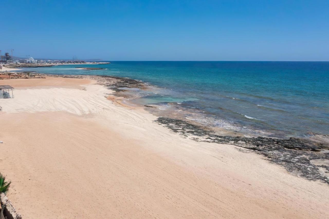Villa Suncity Boutique Beachfront أيا نابا المظهر الخارجي الصورة