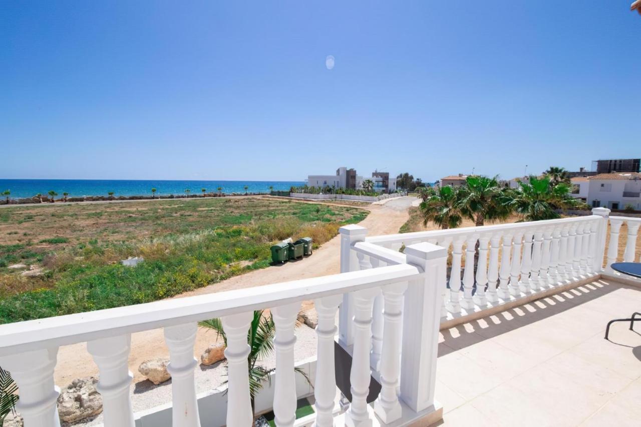 Villa Suncity Boutique Beachfront أيا نابا المظهر الخارجي الصورة
